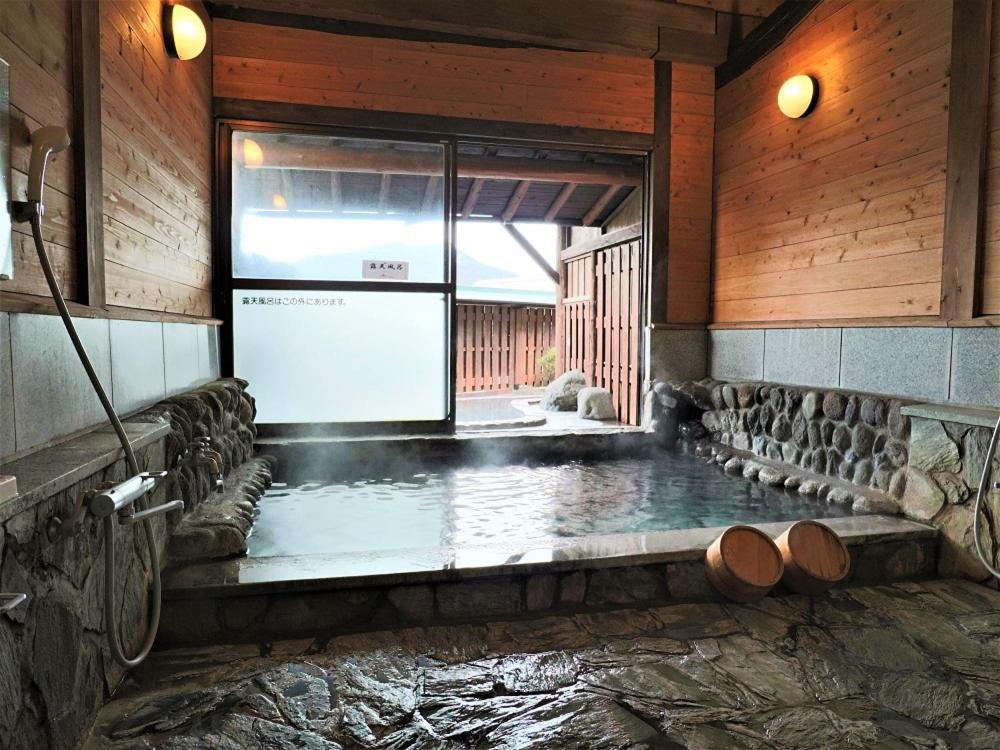 Ryokan Hikarinoie Yufu Eksteriør bilde